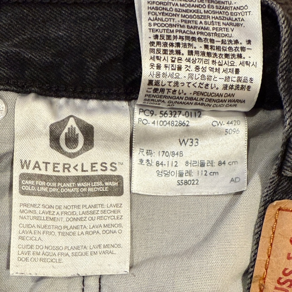 Levi's 501 Black Frayed Denim Shorts - Picture 3 of 5